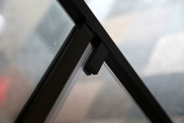 Душевая дверь Cezares Urban 130 URBAN-B-12-130-C-NERO